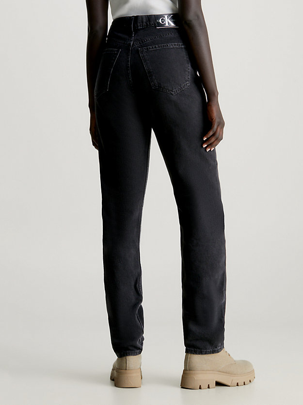 jean slim straight authentique denim black pour femmes calvin klein jeans