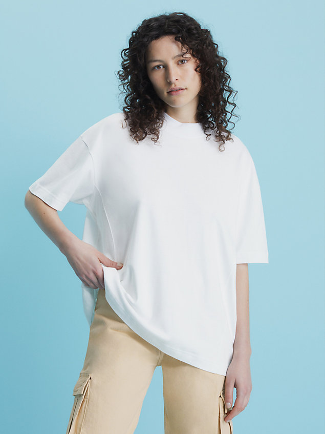 white luźny t-shirt z monogramem dla kobiety - calvin klein jeans