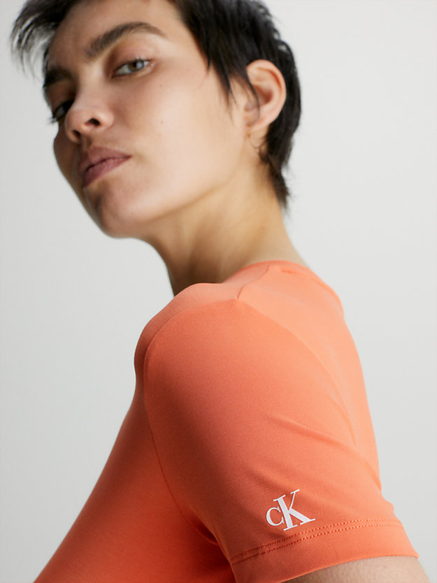 SUMMER SQUASH Cropped T-Shirt mit Dreh-Detail für Damen CALVIN KLEIN JEANS