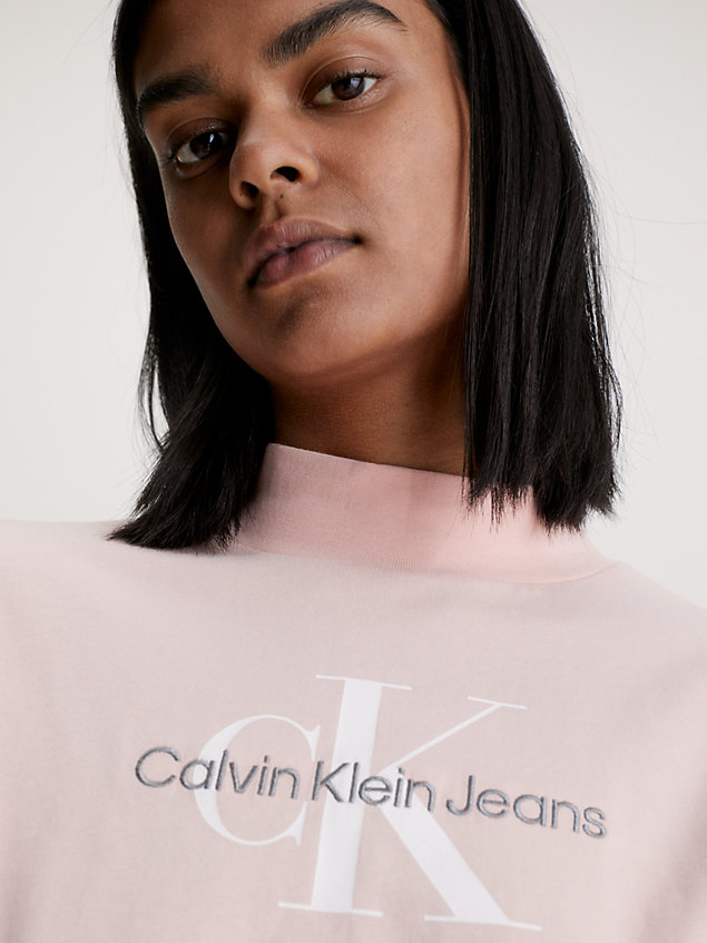 pink luźny t-shirt z monogramem dla kobiety - calvin klein jeans