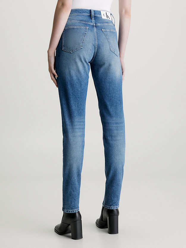 mom jeans denim medium pour femmes calvin klein jeans