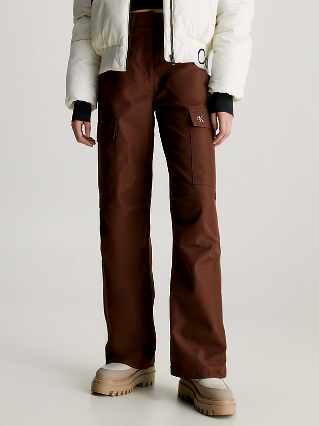 pantalon cargo relaxed droit brown pour femmes calvin klein jeans