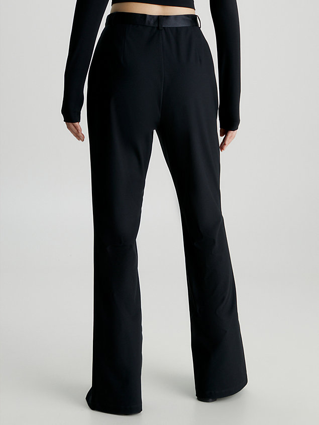 pantalones con cinturón y dobladillo dividido black de mujer calvin klein jeans