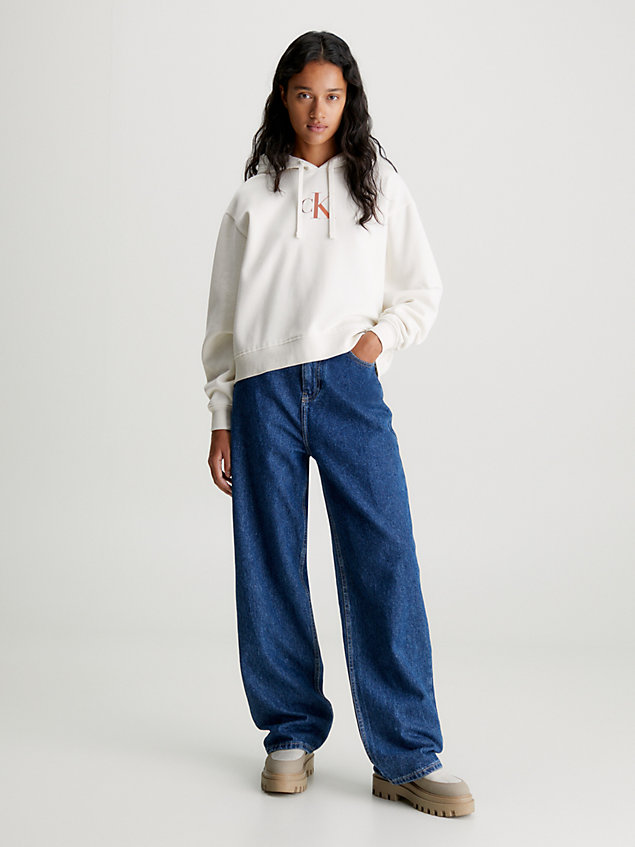 white bluza z kapturem oversize z gradientowym logo dla kobiety - calvin klein jeans