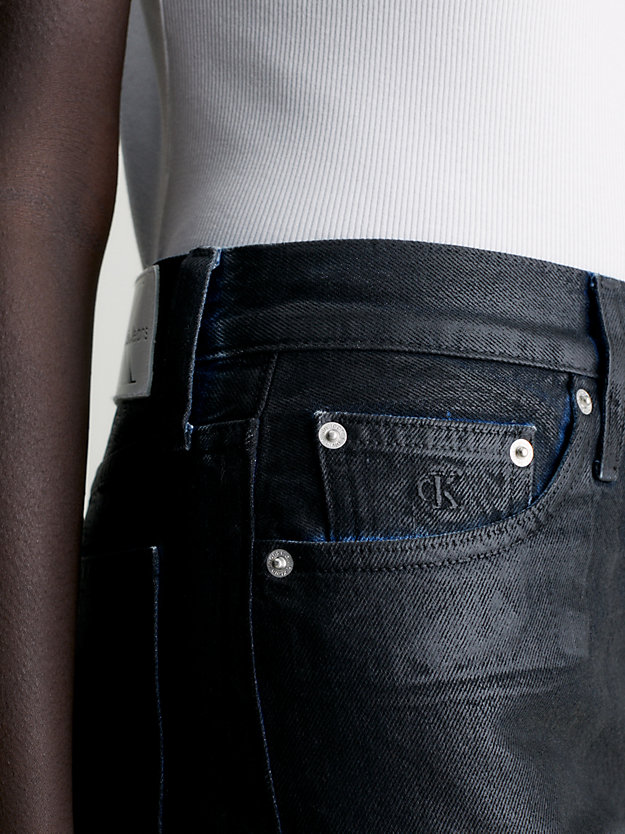 jean slim straight enduit denim black pour femmes calvin klein jeans