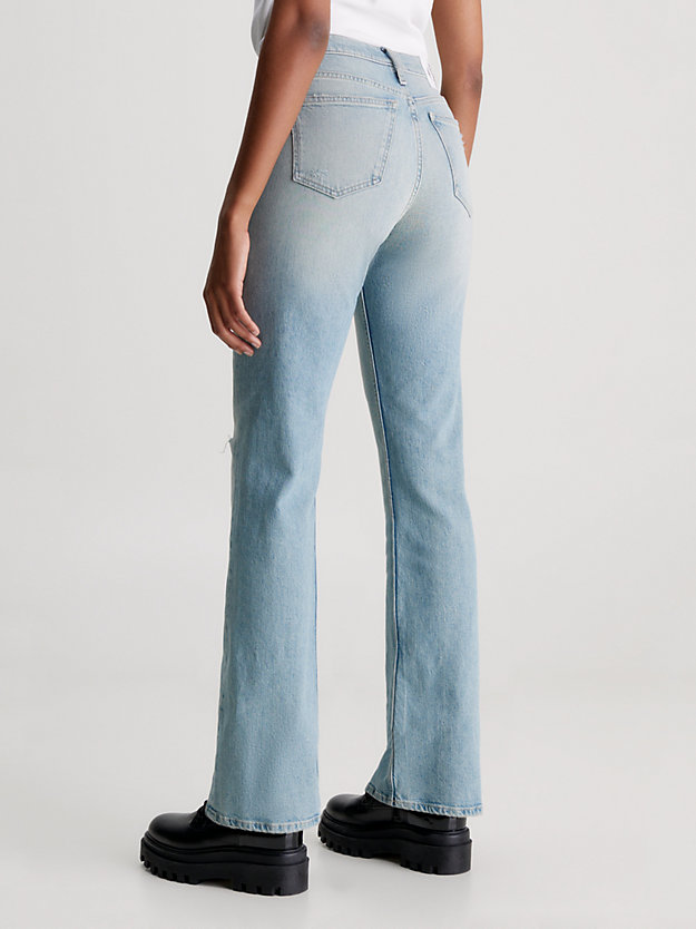 jeans bootcut denim light de mujeres calvin klein jeans