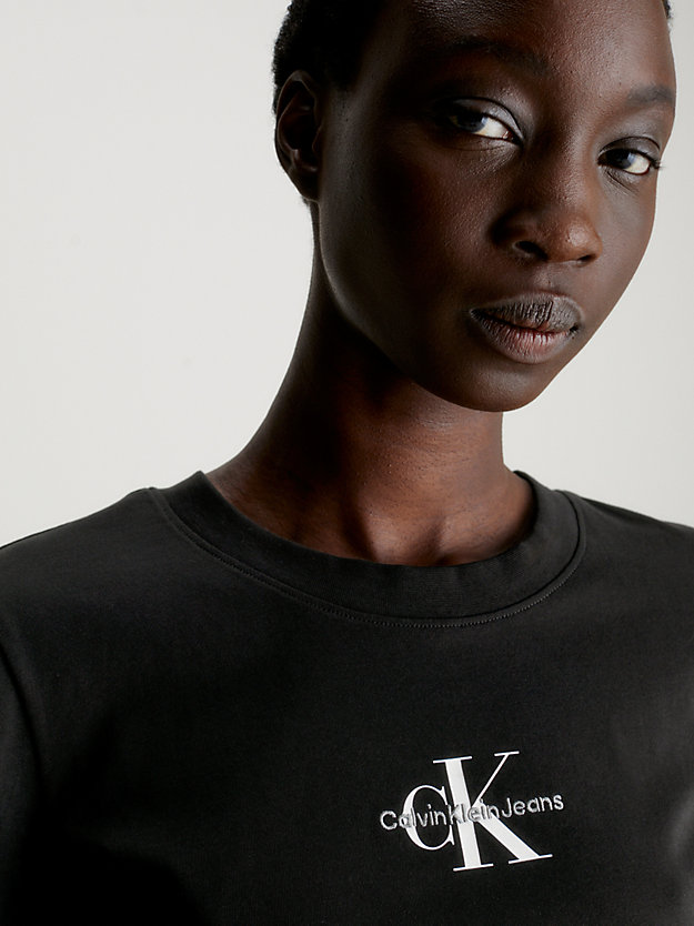 camiseta slim con monograma ck black de mujeres calvin klein jeans