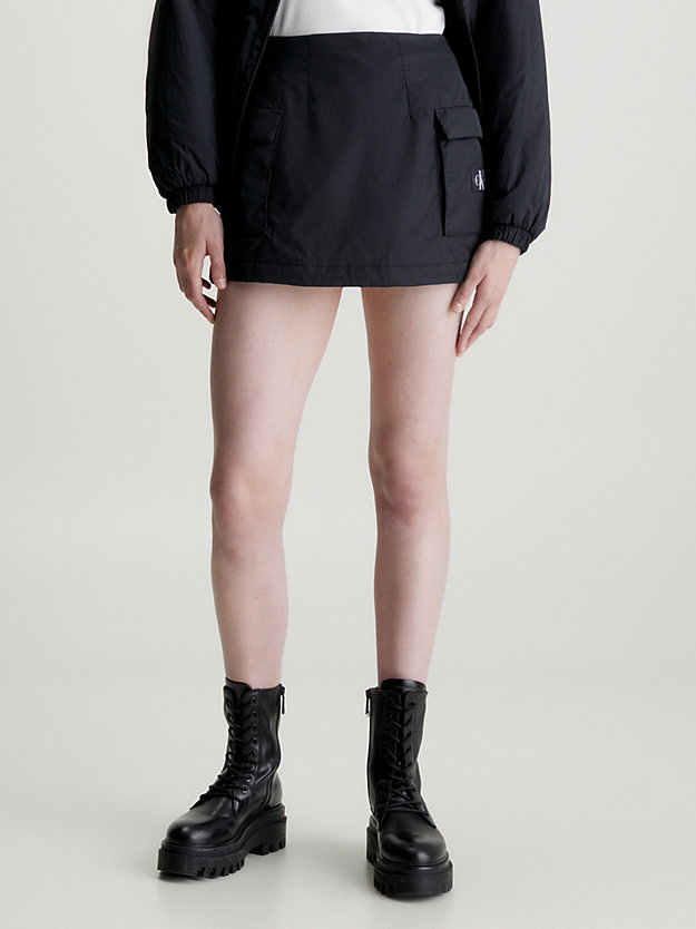 ck black ocieplana nylono sukienka mini z kieszeniami dla kobiety - calvin klein jeans