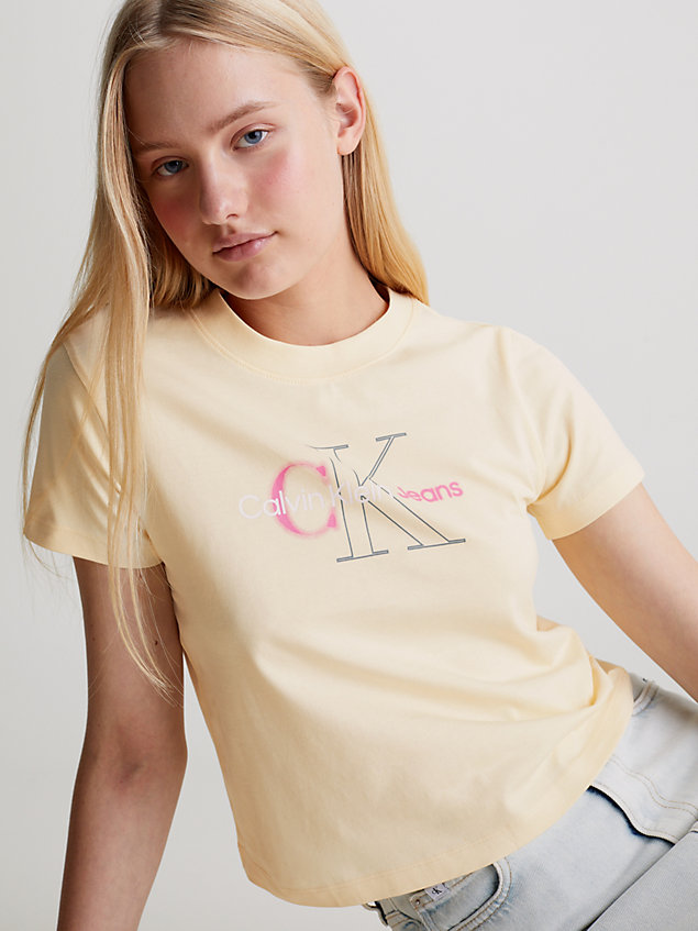 yellow cropped monogramm-t-shirt für damen - calvin klein jeans