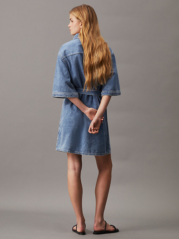 denim light lässiges denim-hemdkleid mit gürtel für damen - calvin klein jeans