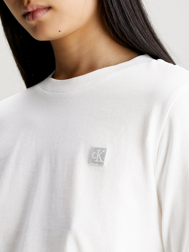 bright white long sleeve badge t-shirt for women calvin klein jeans