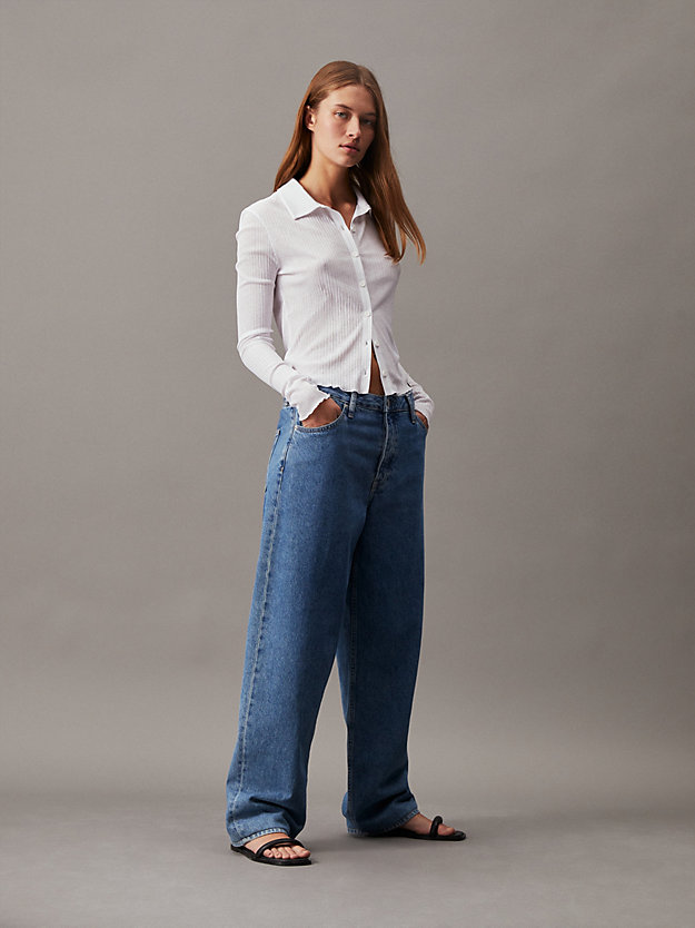 bright white doorzichtig geribbeld fitted overhemd voor dames - calvin klein jeans