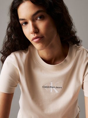 brazilian sand cropped monogram t-shirt for women calvin klein jeans