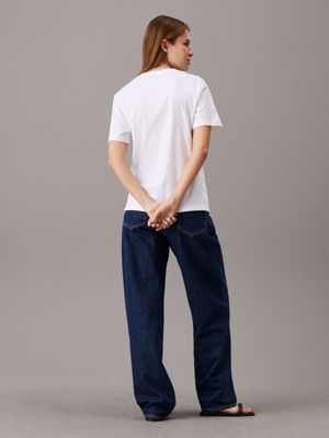 camiseta de algodón con insignia bright white de mujeres calvin klein jeans