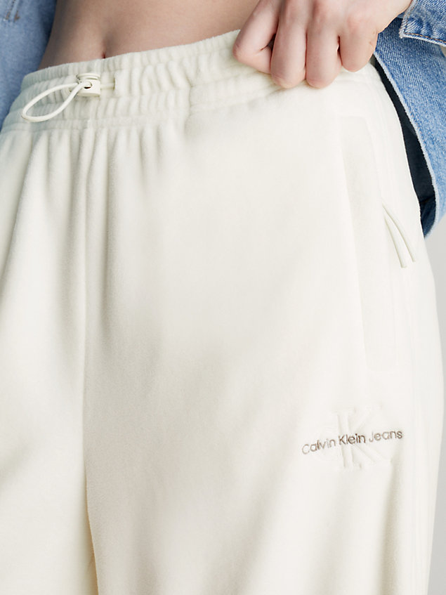 white polar fleece joggingbroek met wijde pijpen voor dames - calvin klein jeans