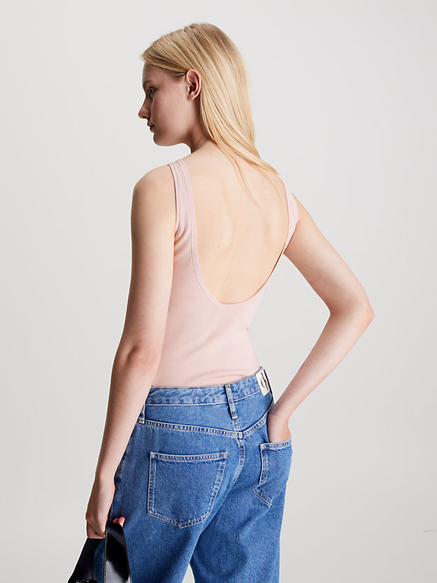 débardeur slim dos-nu en maille sepia rose pour femmes calvin klein jeans