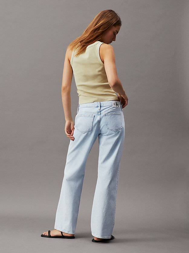 denim light baggy jeans mit extrem niedriger leibhöhe für damen - calvin klein jeans