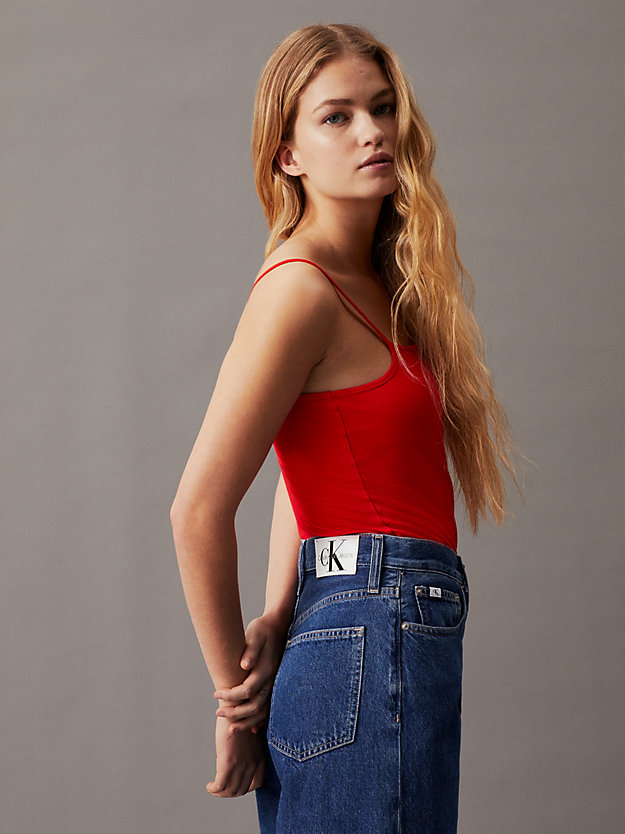 body à monogramme en coton élastique fiery red pour femmes calvin klein jeans