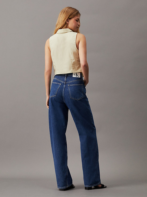 jean relaxed high rise denim medium pour femmes calvin klein jeans