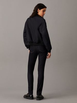 jean skinny mid rise denim rinse pour femmes calvin klein jeans