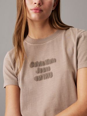 t-shirt slim avec logo délavé taupe gray pour femmes calvin klein jeans