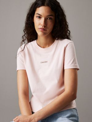 pink slim cropped badge t-shirt for women calvin klein jeans