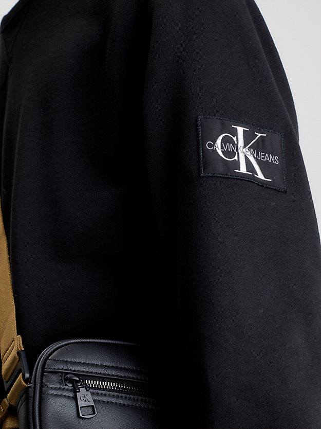 CK BLACK Monogramm-Badge-Sweatshirt für Herren CALVIN KLEIN JEANS
