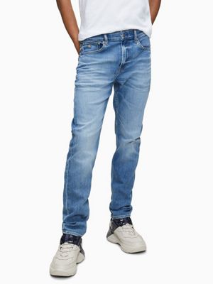 slim tapered jeans