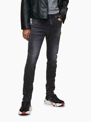 mens black skinny tapered jeans