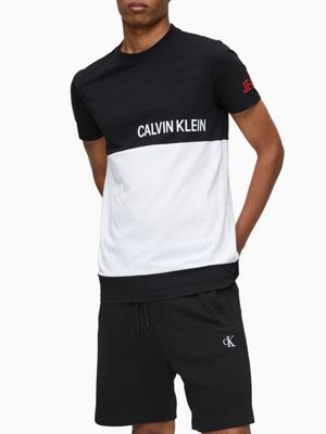 calvin klein t shirt and shorts