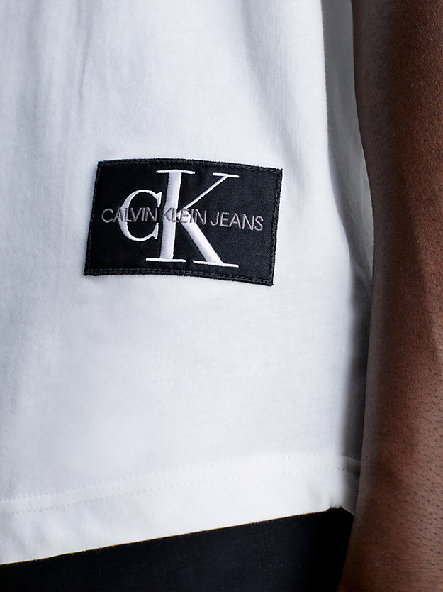 BRIGHT WHITE Organic Cotton Badge T-shirt for men CALVIN KLEIN JEANS