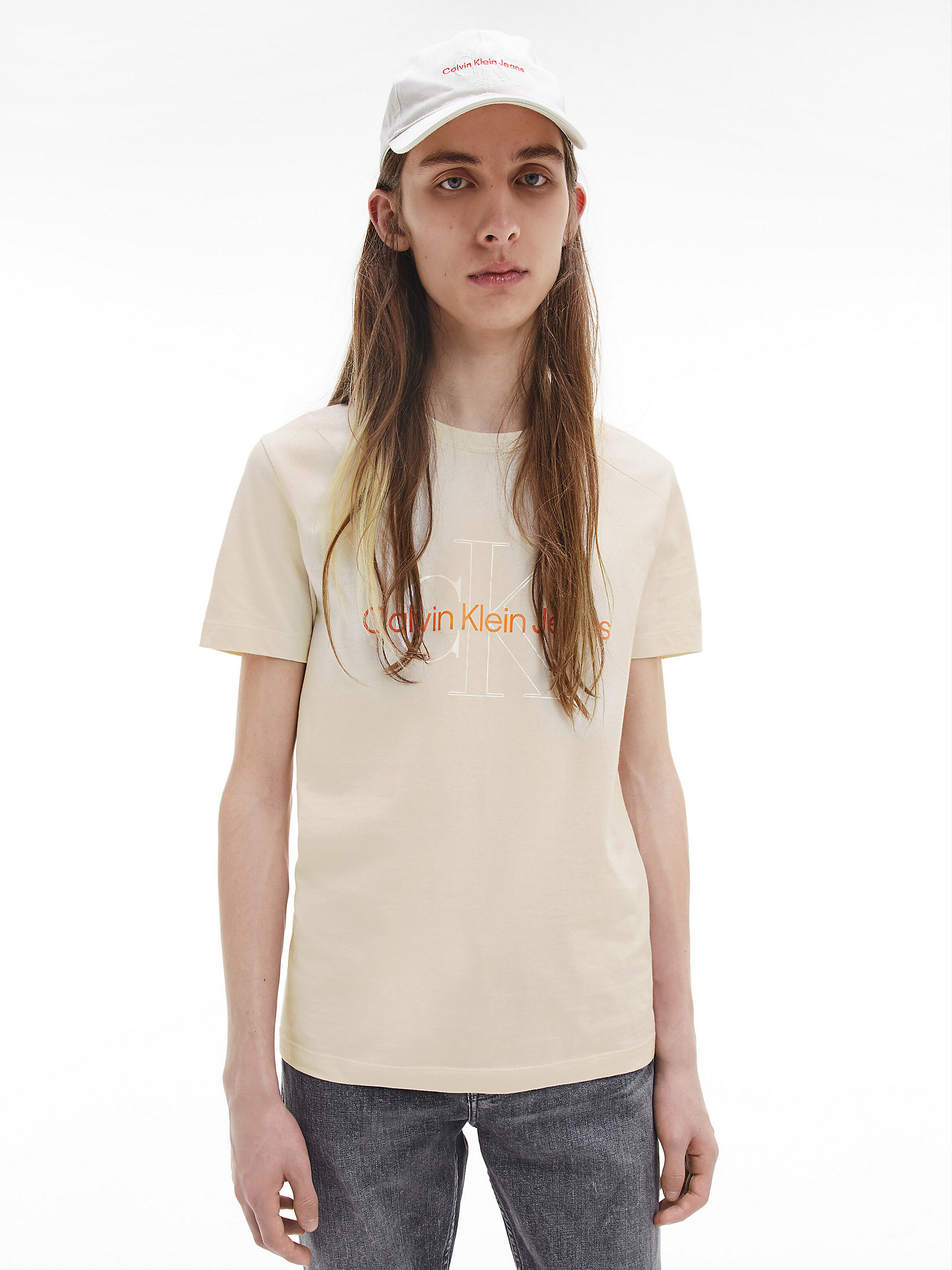 T-Shirt Slim En Coton Bio Avec Logo > Eggshell > undefined hommes > Calvin Klein