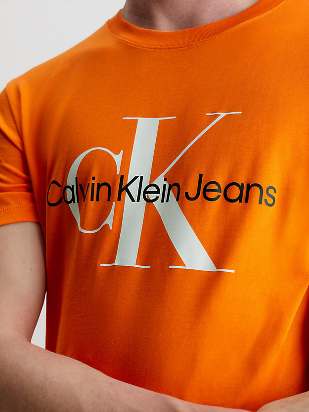 VIBRANT ORANGE Schmales Monogramm-T-Shirt für Herren CALVIN KLEIN JEANS