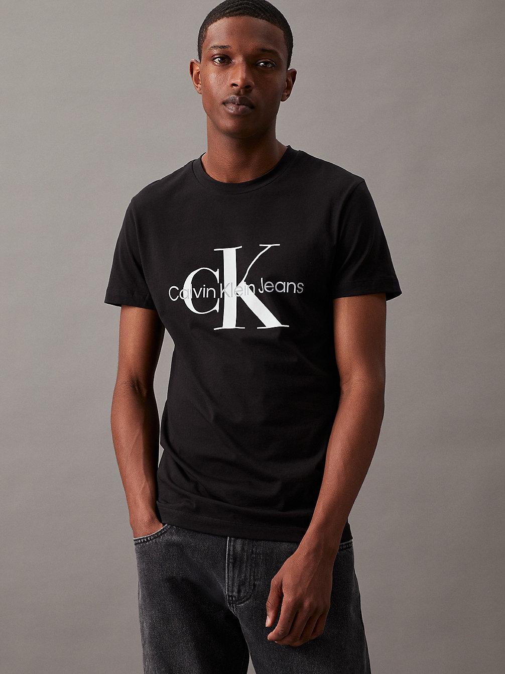 T-Shirt Con Monogramma Slim > CK BLACK > undefined uomo > Calvin Klein