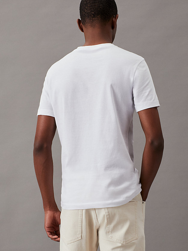 bright white slim monogram pocket t-shirt for men calvin klein jeans