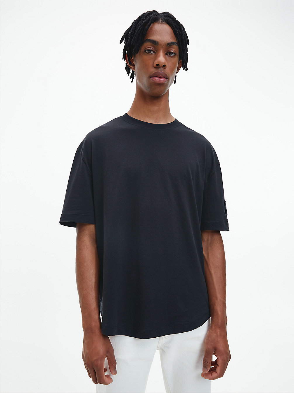 T-Shirt Con Stemma Con Monogramma Taglio Rilassato > CK BLACK > undefined uomo > Calvin Klein