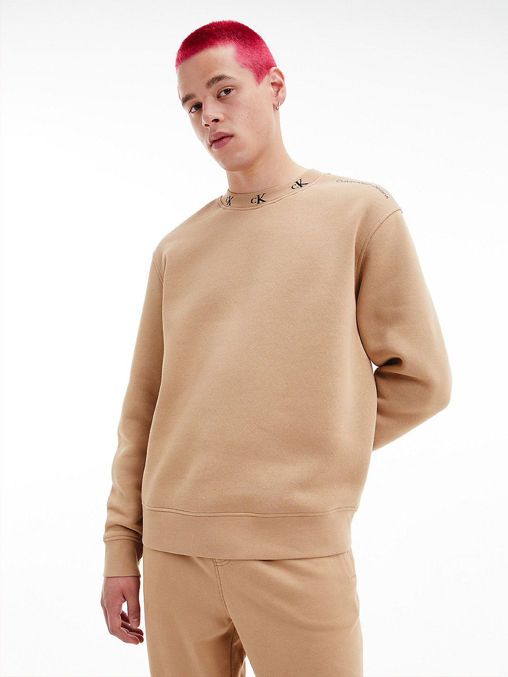 TIMELESS CAMEL Sweat Relaxed Avec Logo Au Col undefined hommes Calvin Klein