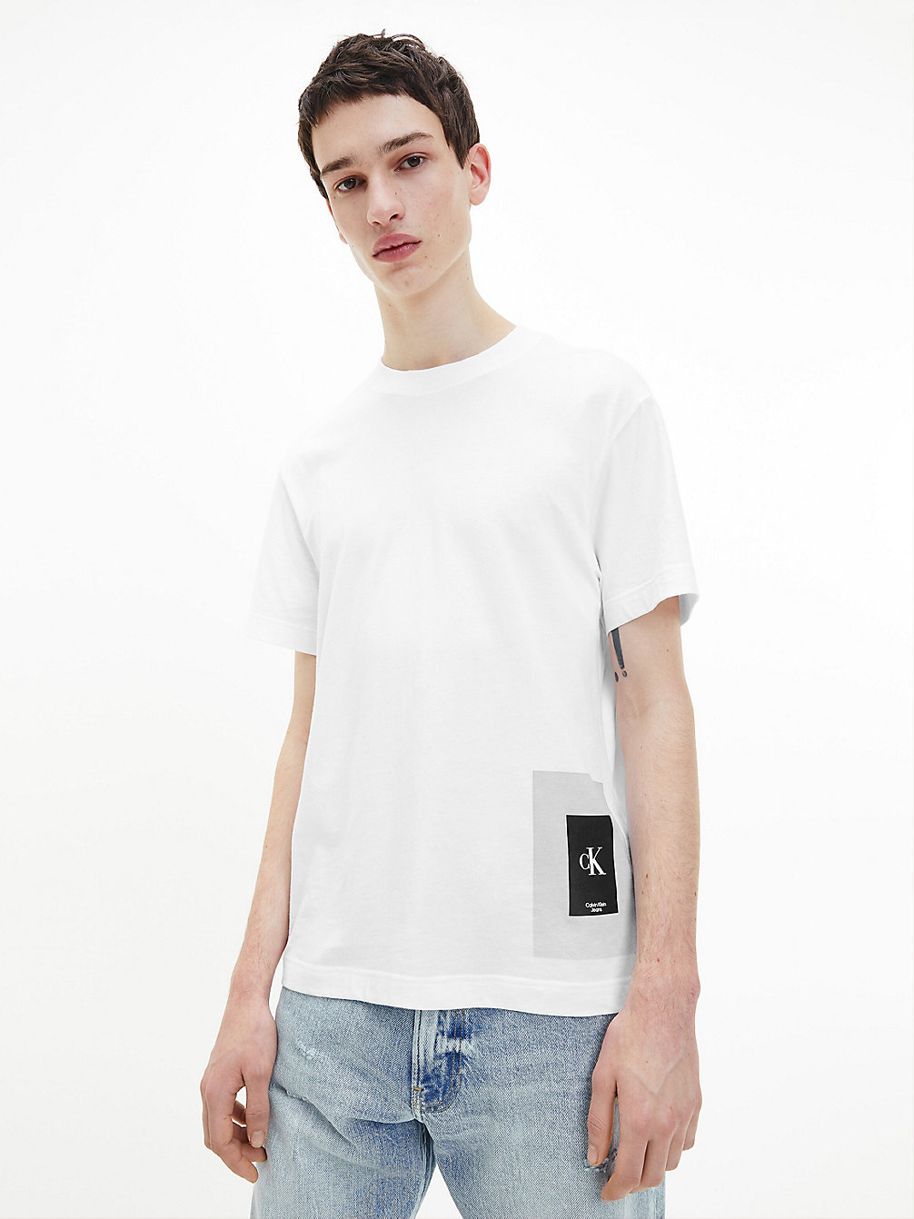 BRIGHT WHITE > Vierkant T-Shirt Met Logo Van Biologisch Katoen > undefined heren - Calvin Klein