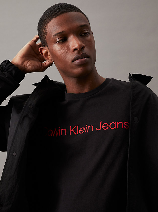 black wąski t-shirt z logo z bawełny organicznej dla mężczyźni - calvin klein jeans