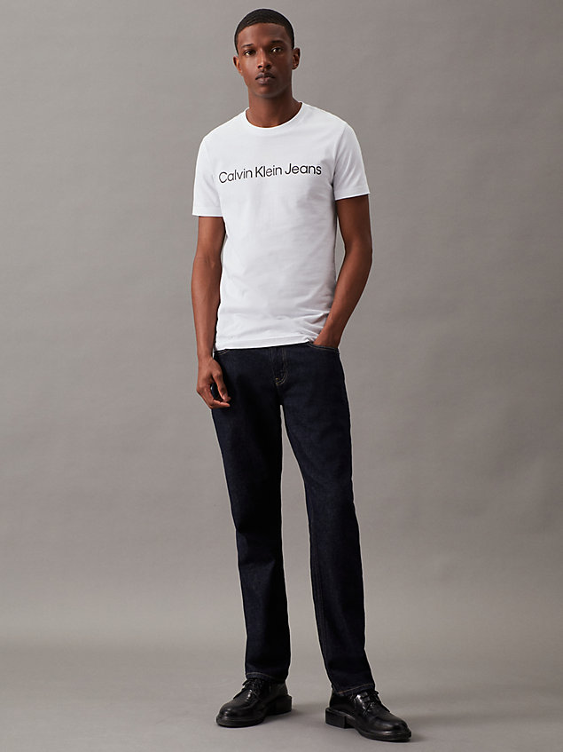 white wąski t-shirt z logo z bawełny organicznej dla mężczyźni - calvin klein jeans