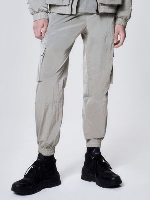 Shiny Nylon Cargo Pants Calvin Klein® | J30J323050PRR