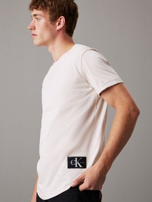 moonbeam cotton badge t-shirt for men calvin klein jeans