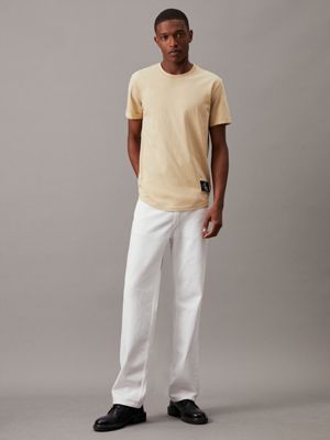 pale khaki cotton badge t-shirt for men calvin klein jeans