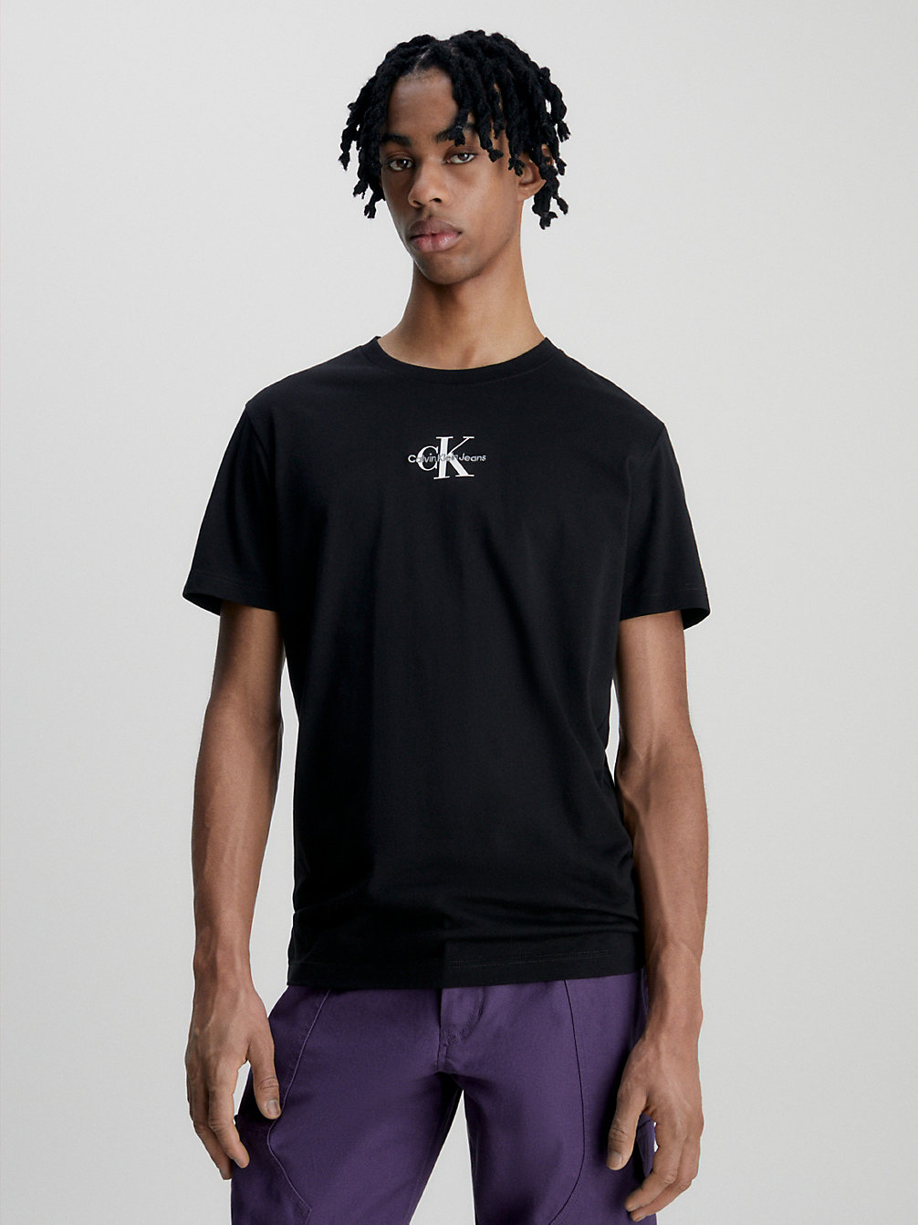 T-Shirt In Cotone Biologico Con Monogramma > CK BLACK > undefined uomo > Calvin Klein