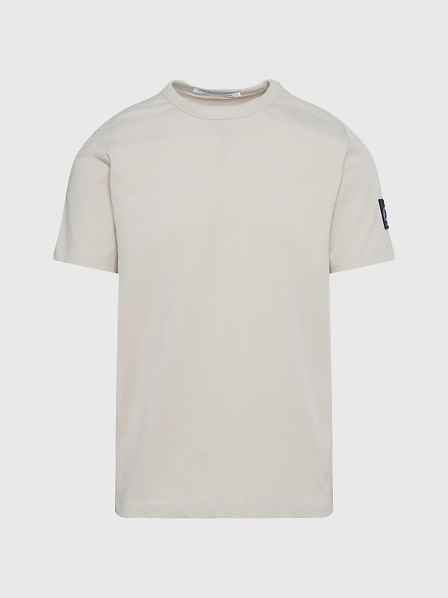 beige cotton badge t-shirt for men calvin klein jeans