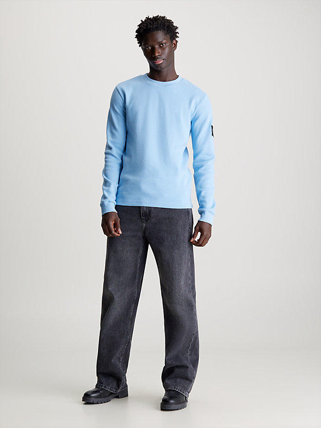 t-shirt slim gaufré à manches longues dusk blue pour hommes calvin klein jeans