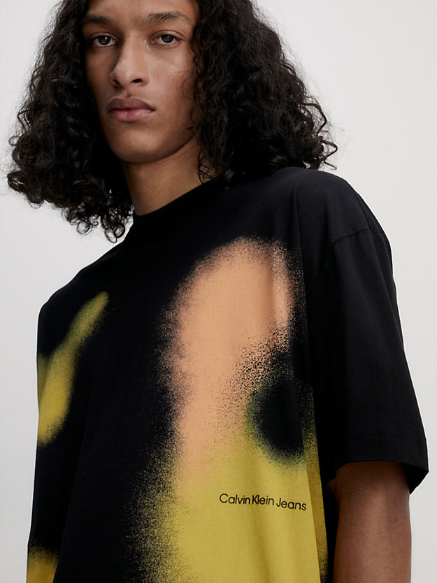ck black oversized spray print t-shirt for men calvin klein jeans