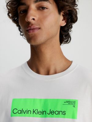 white t-shirt bawełniany z logo dla mężczyźni - calvin klein jeans