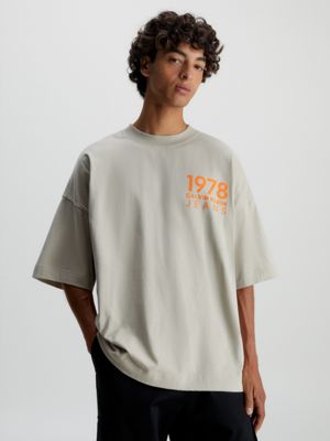 Oversized Varsity-Logo T-Shirt | Klein® J30J324024PED mit Calvin