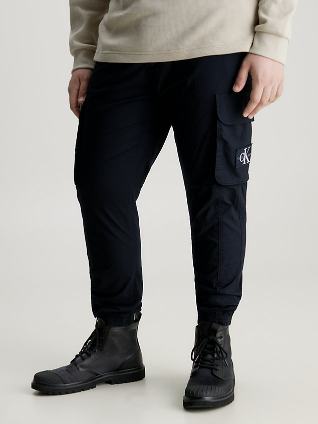 pantalon cargo skinny délavé black pour hommes calvin klein jeans